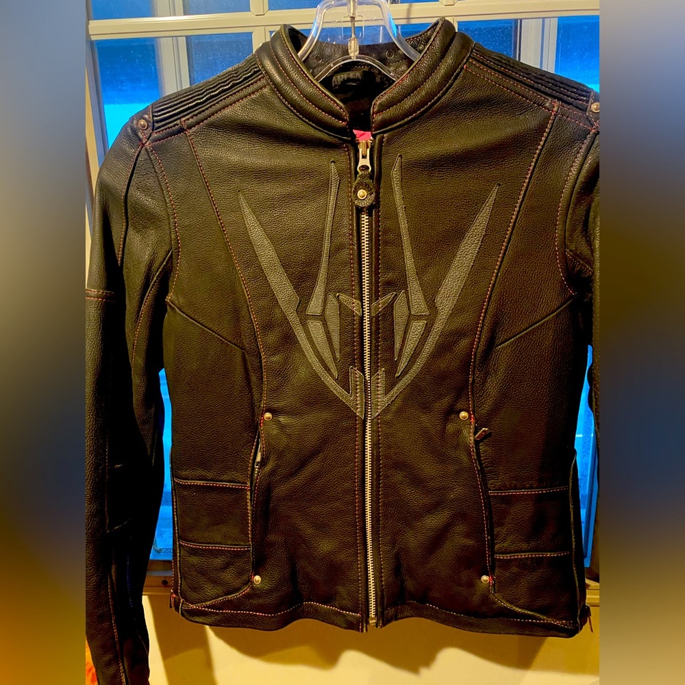 Arlenness ladies leather motorcycle 🏍 jacket size small
